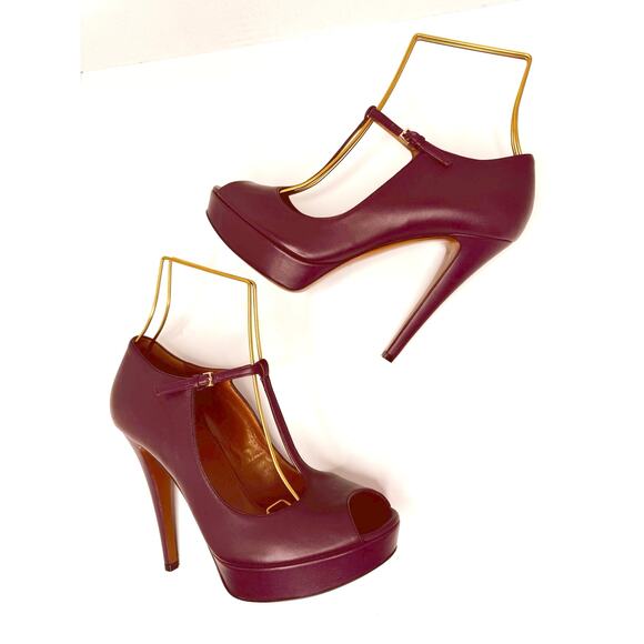 Gucci Betty T-Strap Platform Pumps In Burgundy leather Heels Pumps sz 37 - Picture 9 of 13